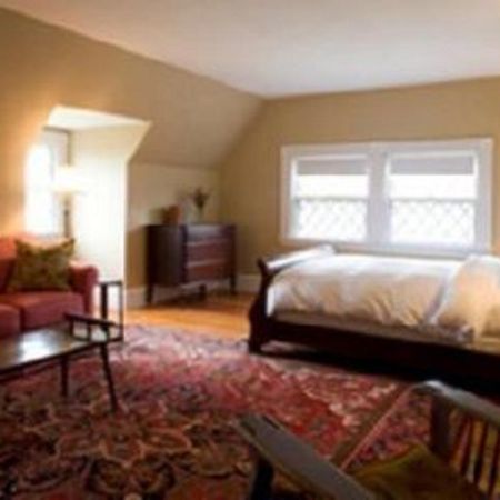The Manor Inn Castine Room photo